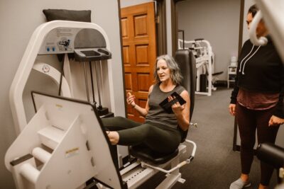 Entendendo a Menopausa Precoce: Conexões entre Saúde, Educação e Desenvolvimento Pessoal